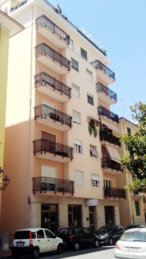 Affittacamere L'Orchidea Ventimiglia Exteriér fotografie