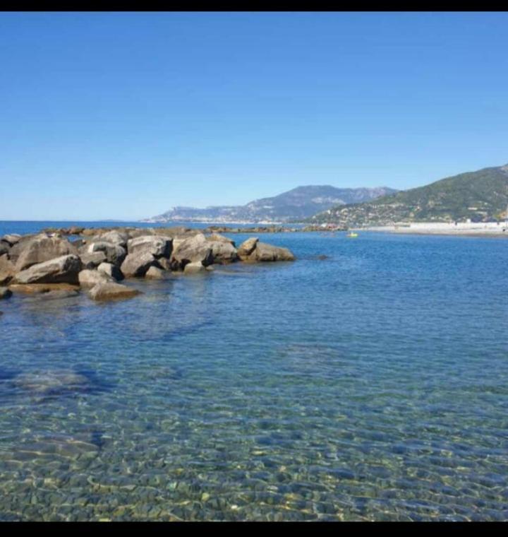 Affittacamere L'Orchidea Ventimiglia Exteriér fotografie